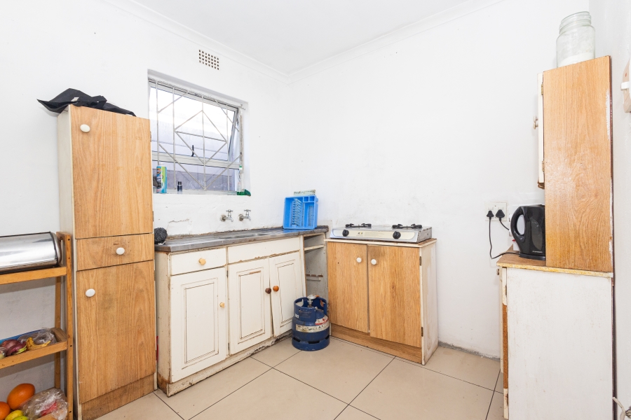 6 Bedroom Property for Sale in Belhar Western Cape